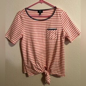 Jones New York Pink and White T Shirt Size Large